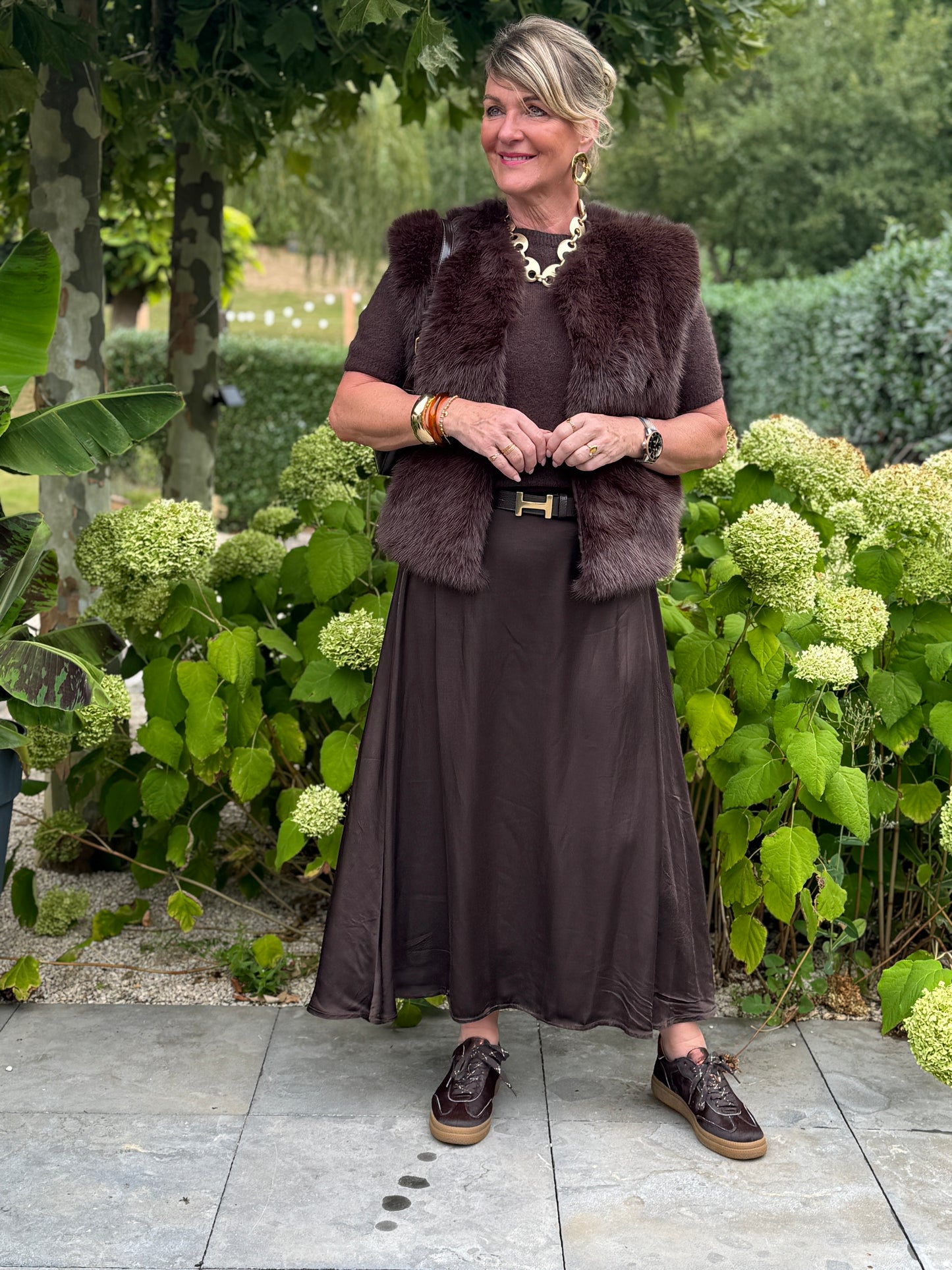 SATIN Rok - Bruin