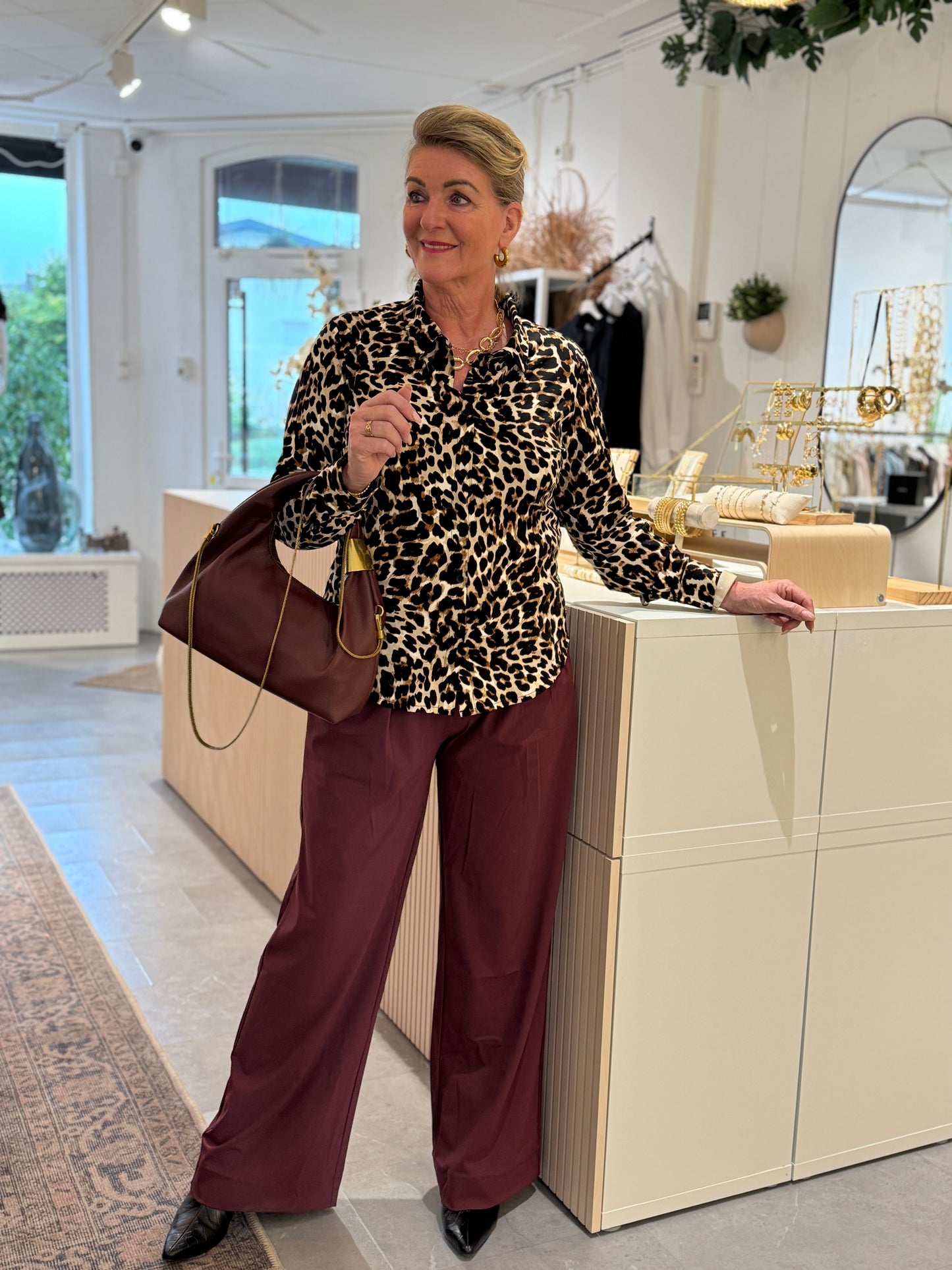 ANNIKA Blouse