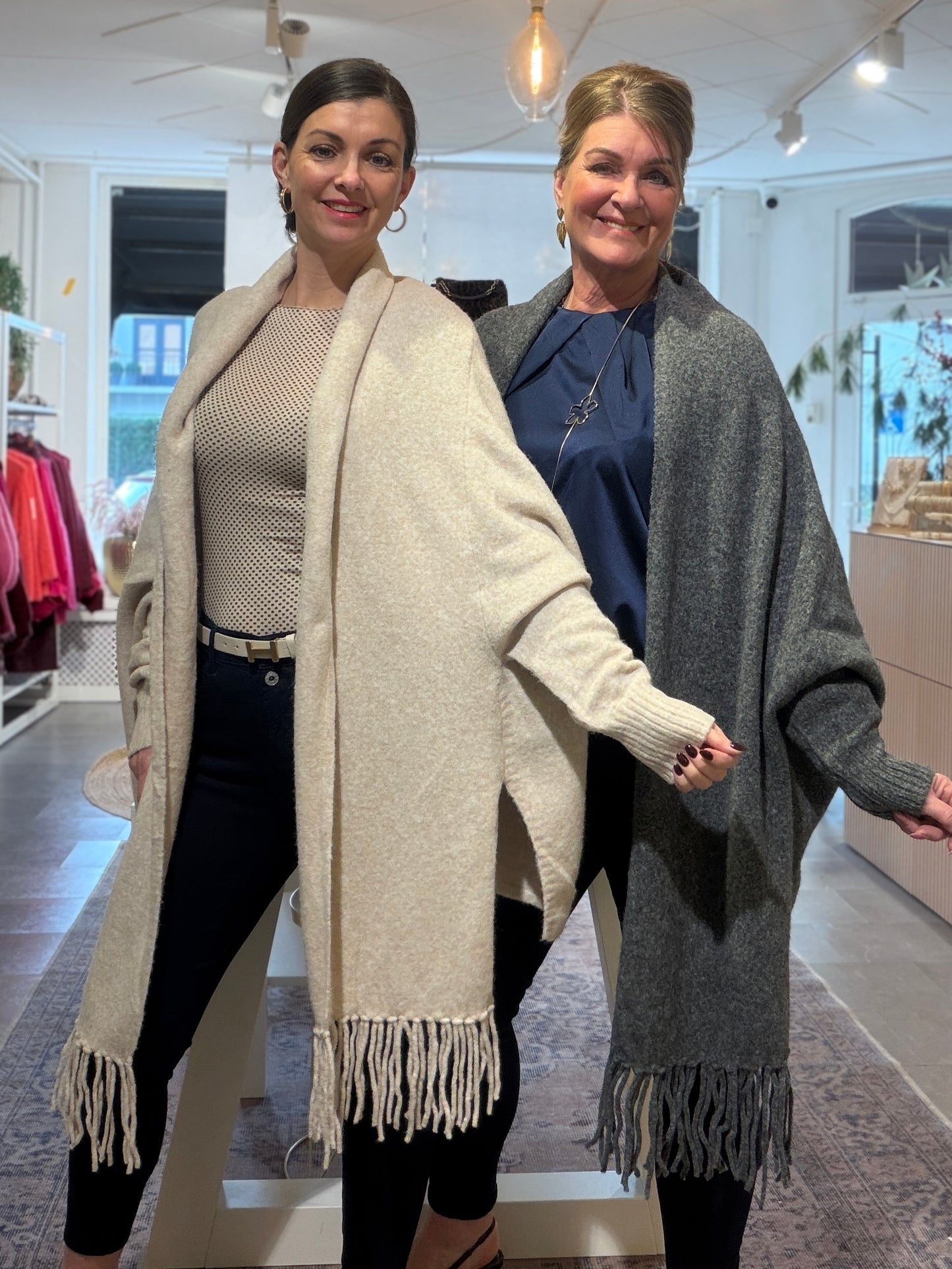 MILA Fringe Vest - Grijs