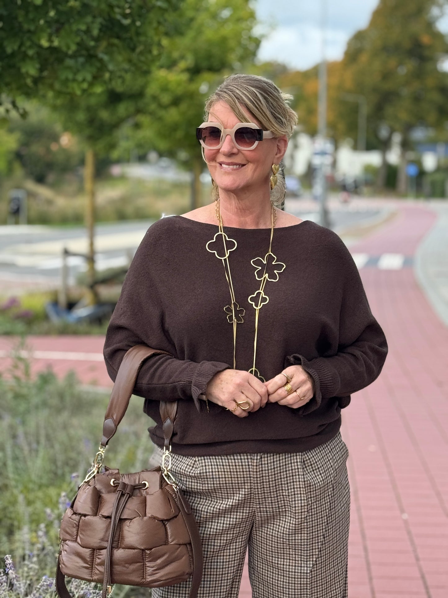 WENDY Sweater Ruffle - Bruin