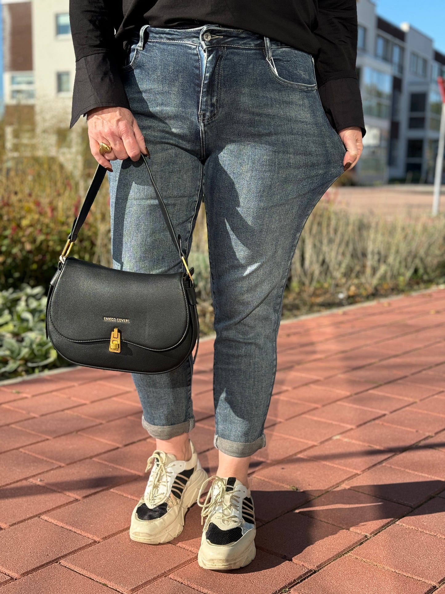 Paris Mom Jeans