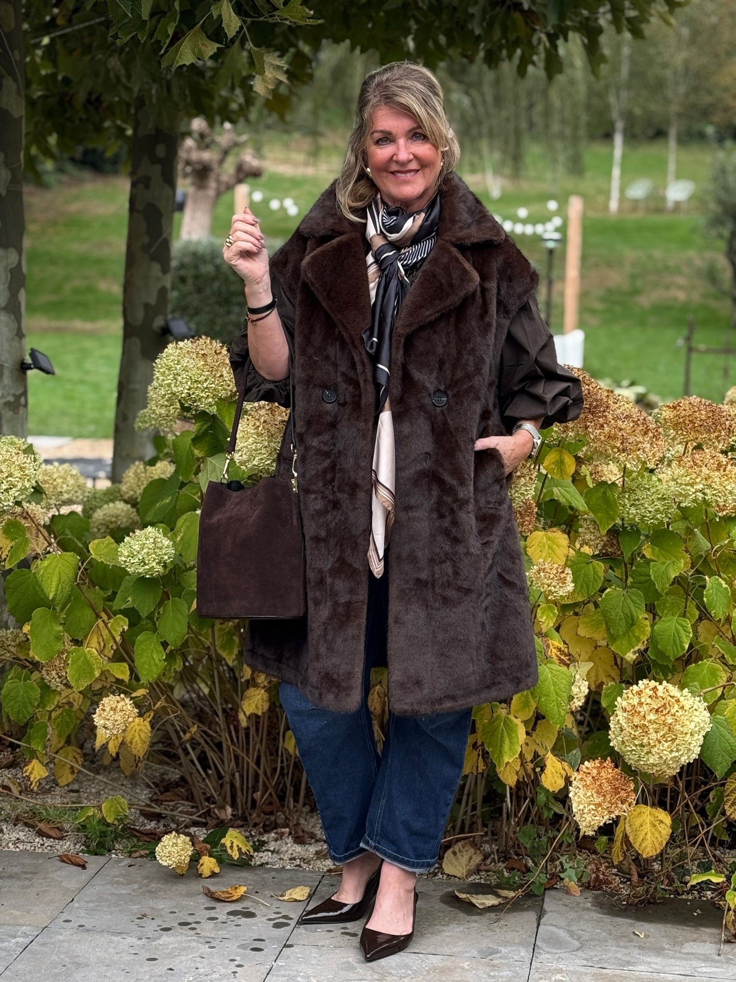 FASCINATE GILET - Bruin