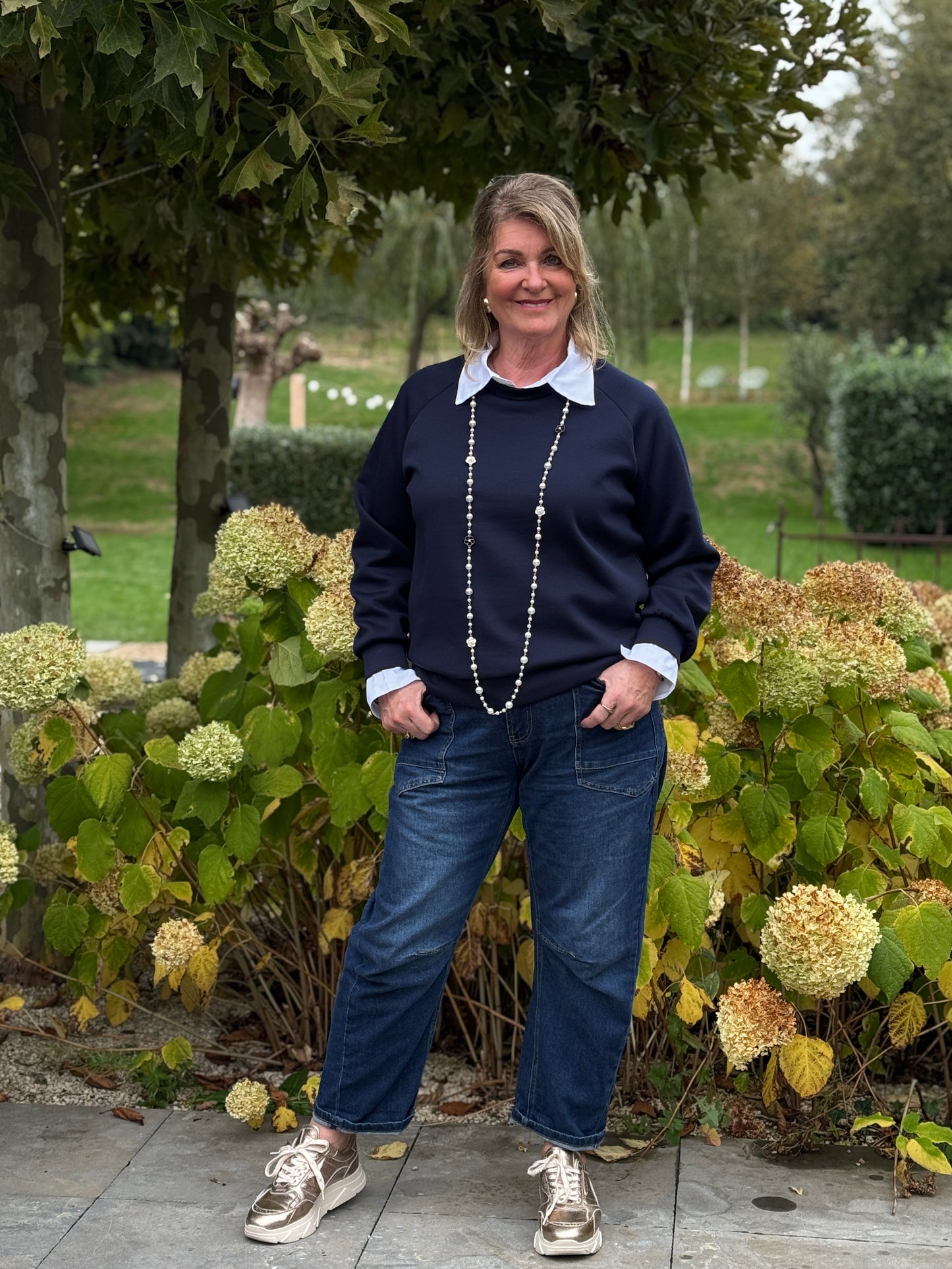 BASIC SWEATER - Blauw