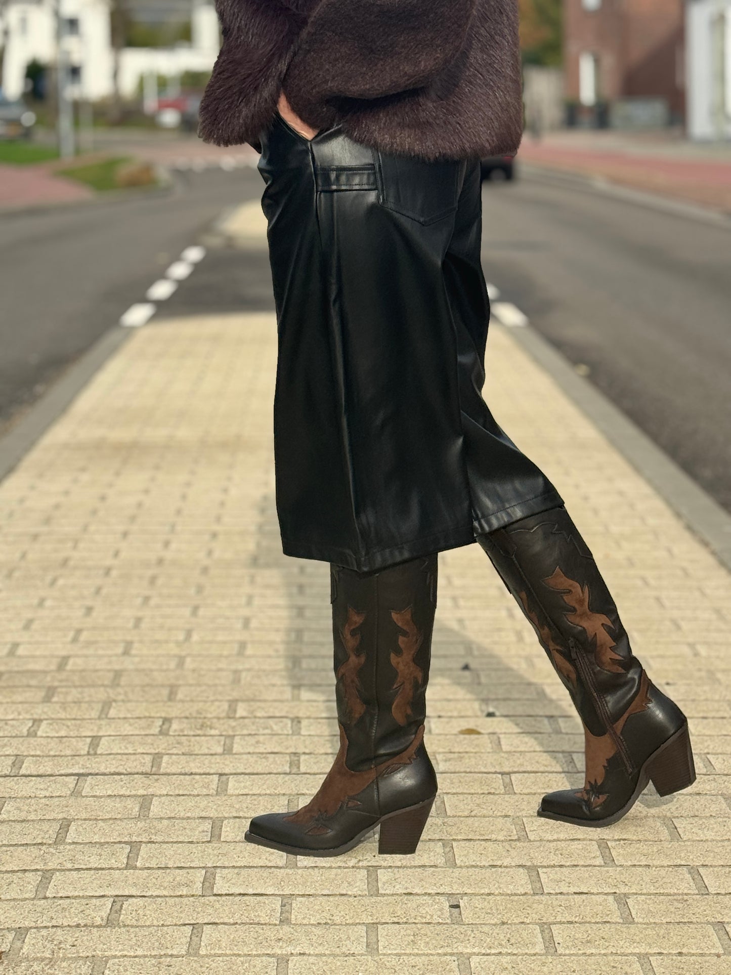 JORTS Leather Look - Zwart