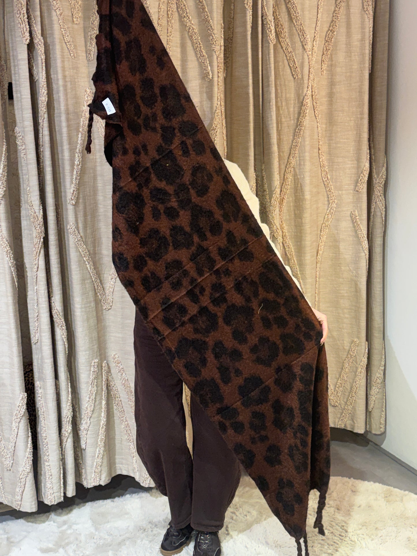 LEOPARD SJAAL - Bruin