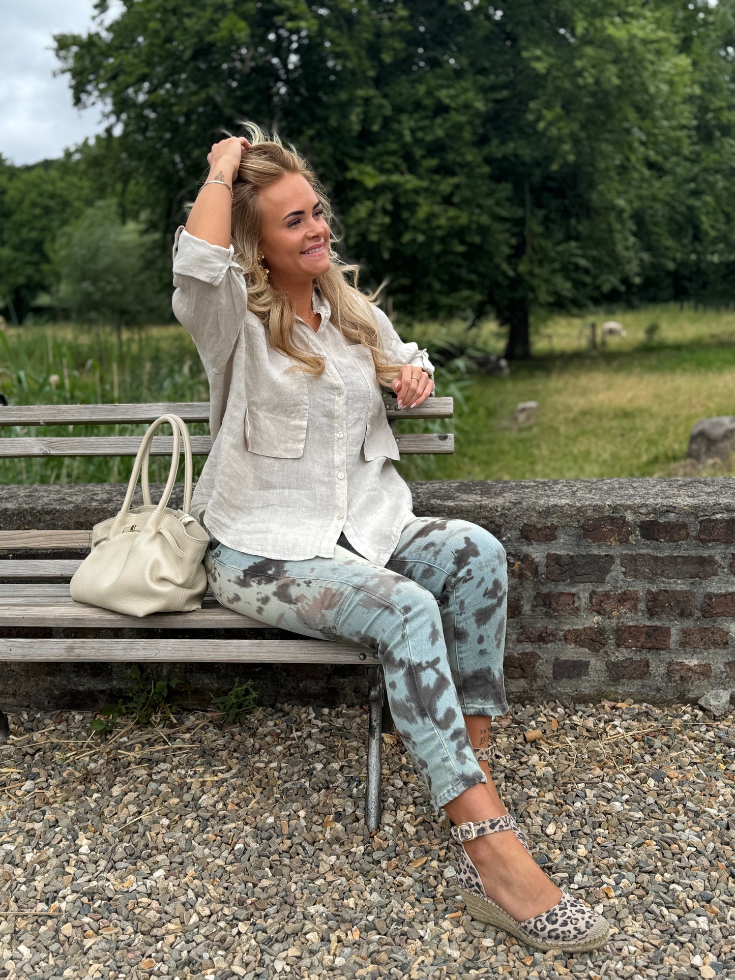 Tess Blouse - Beige
