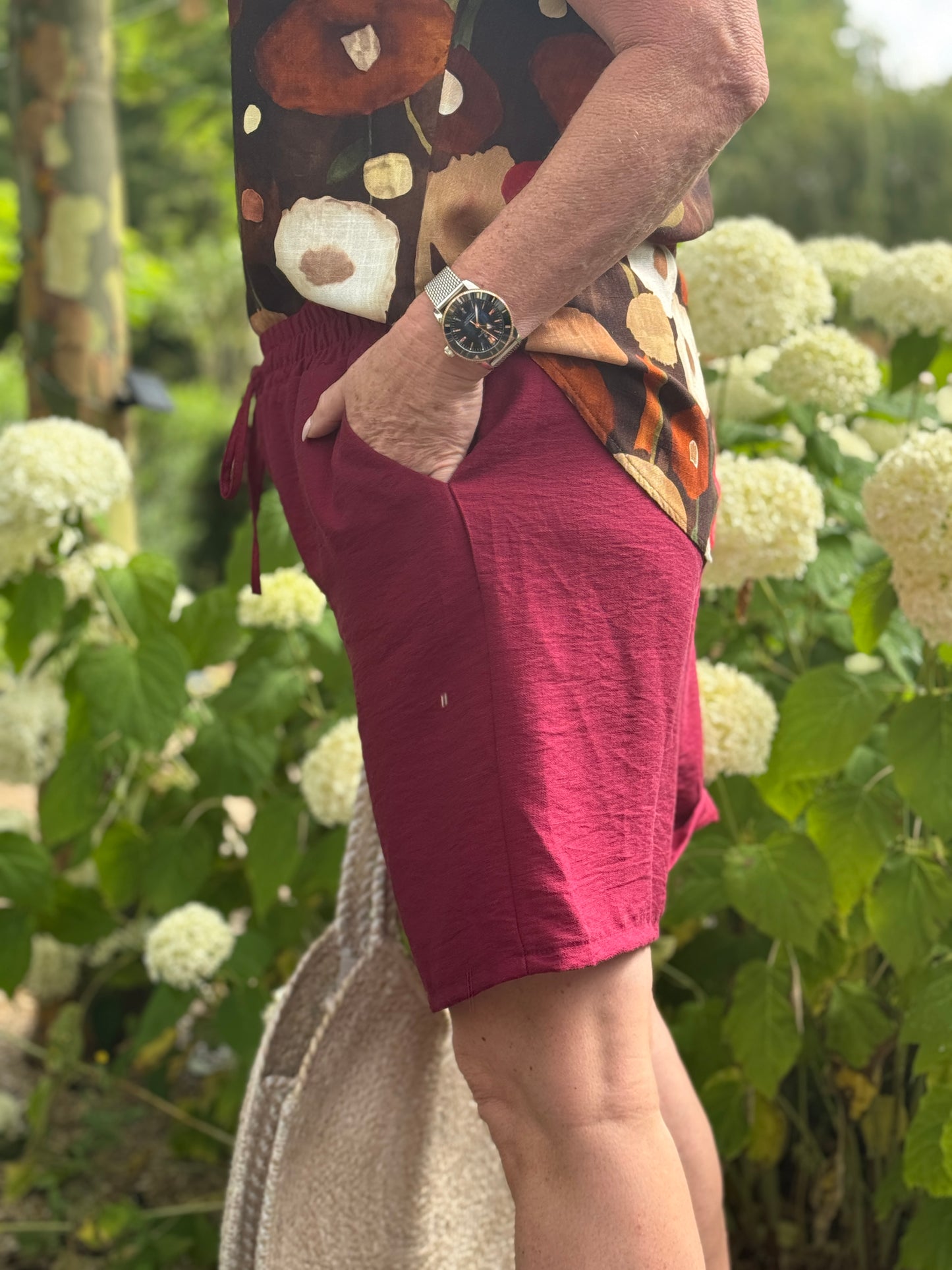 Elora Short - Bordeaux Rood