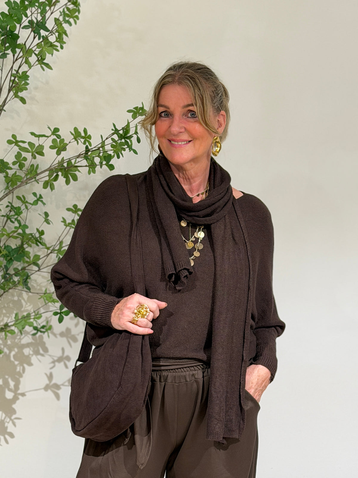 WENDY SWEATER+SJAAL - BRUIN