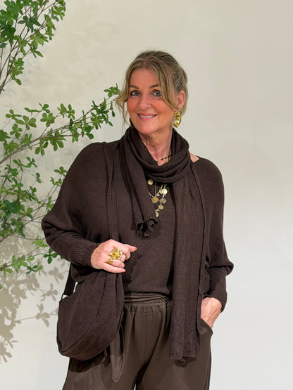 WENDY SWEATER+SJAAL - BRUIN