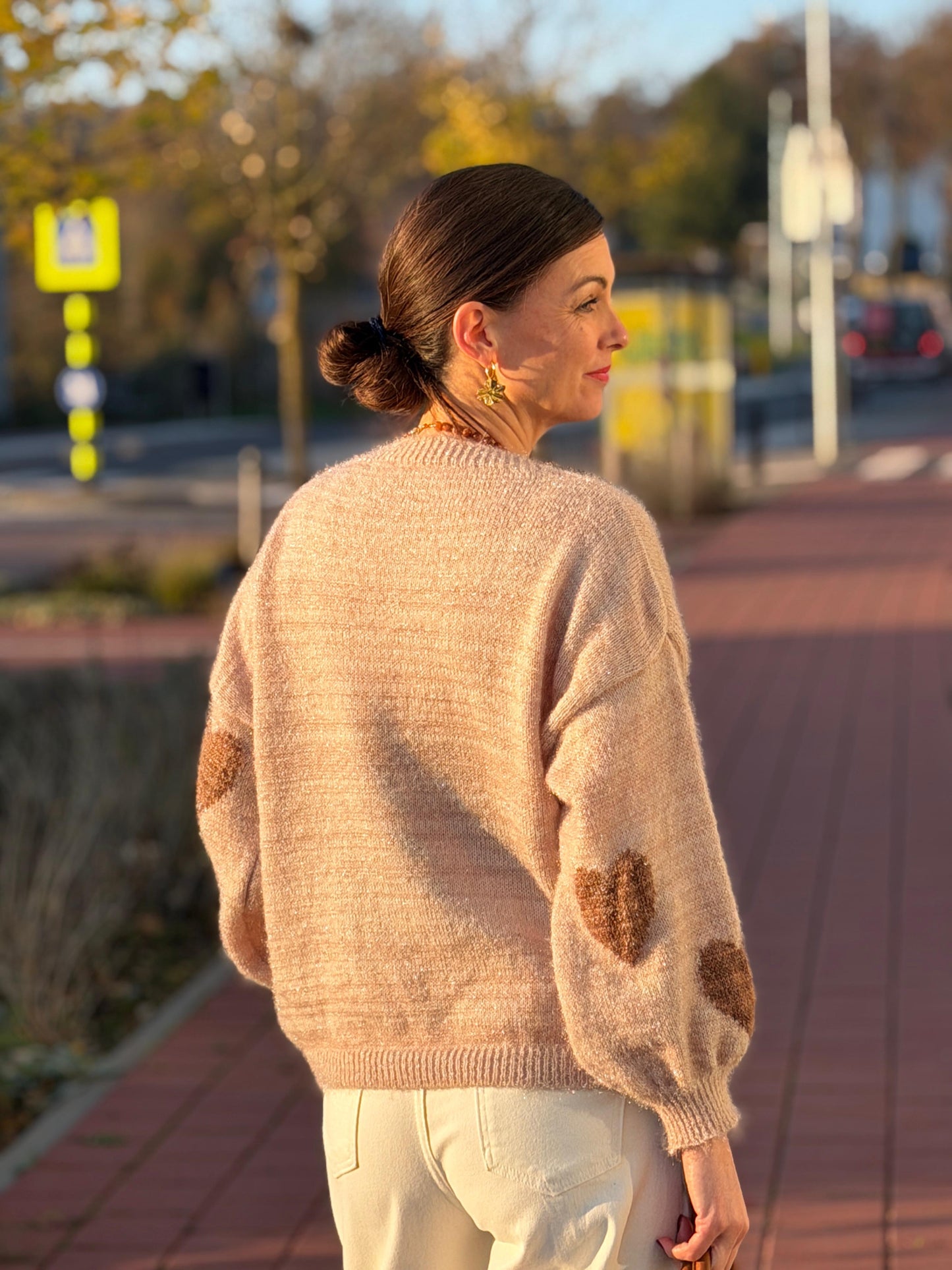 LOVELY Heart Trui - Beige