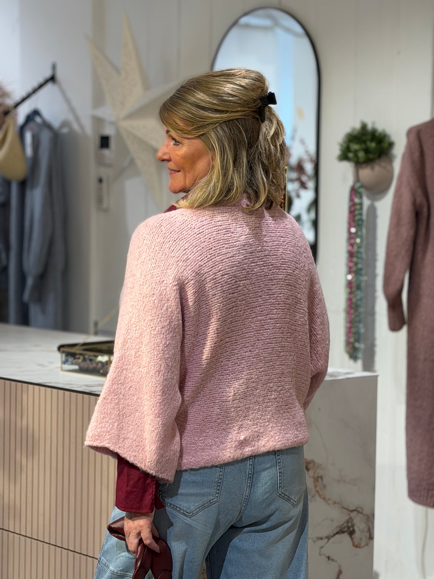 AMARA TRUI - Lichtroze