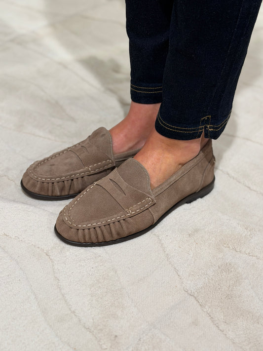 AGNES LOAFER - TAUPE