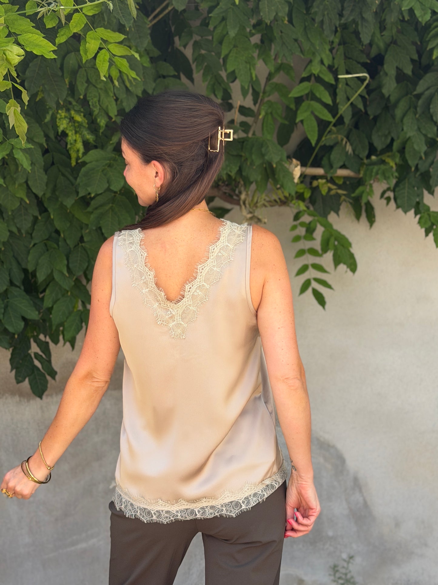 ELOS SATIN TOP