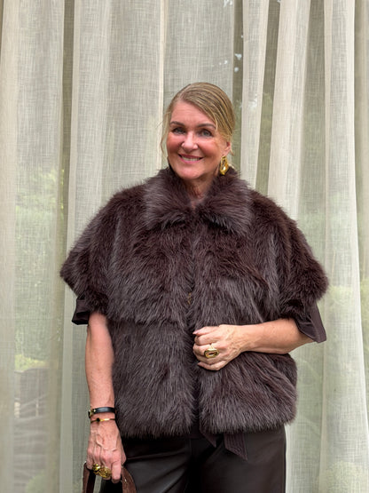 JENNA GILET - BRUIN