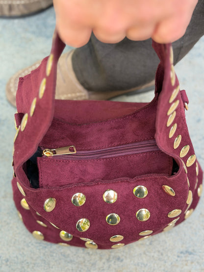 EVI STUD TAS