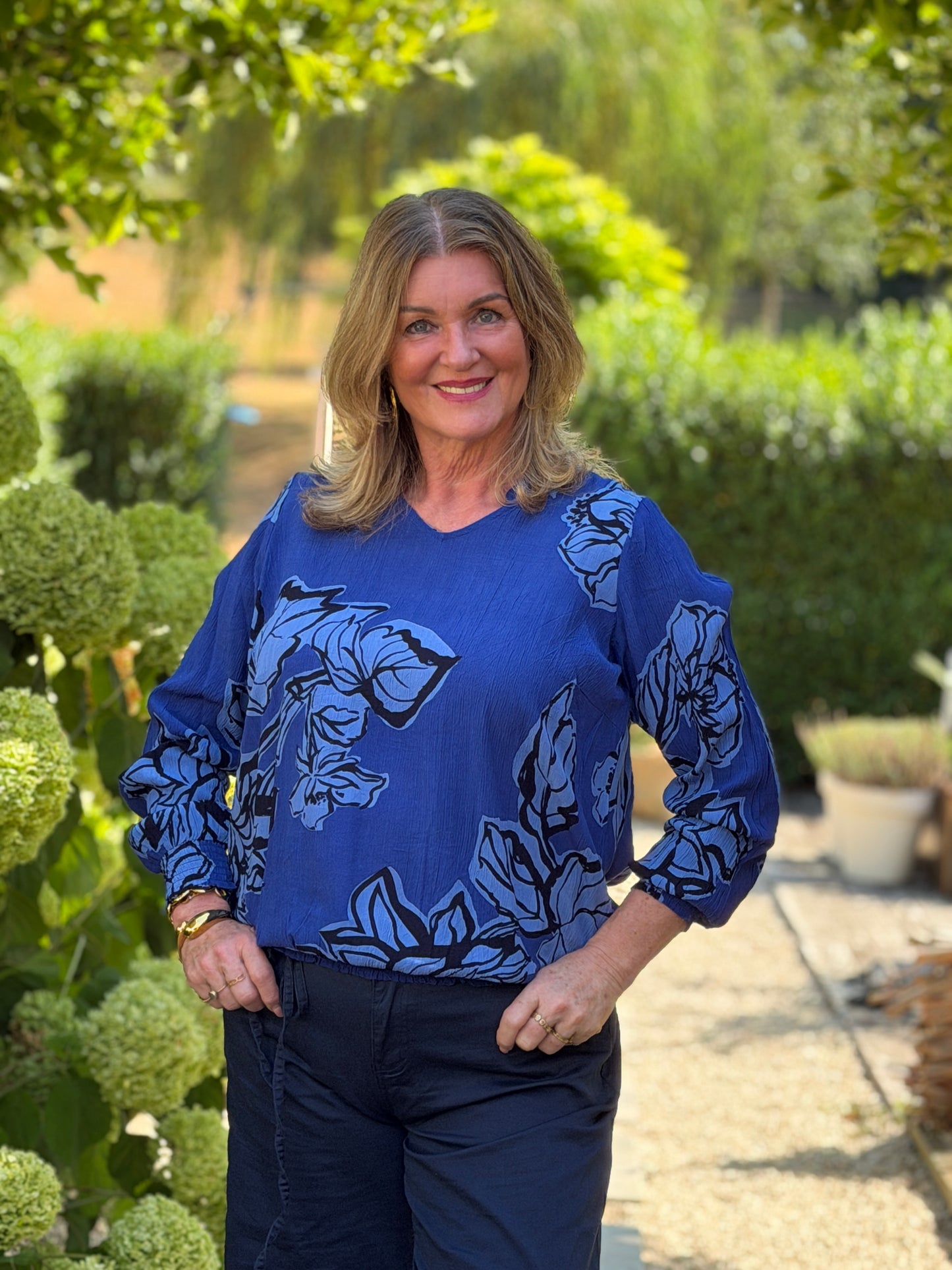 KESHA BLOUSE - BLAUW