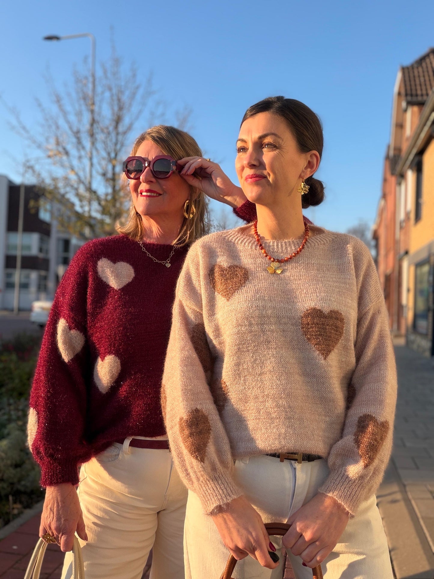 LOVELY Heart Trui - Beige