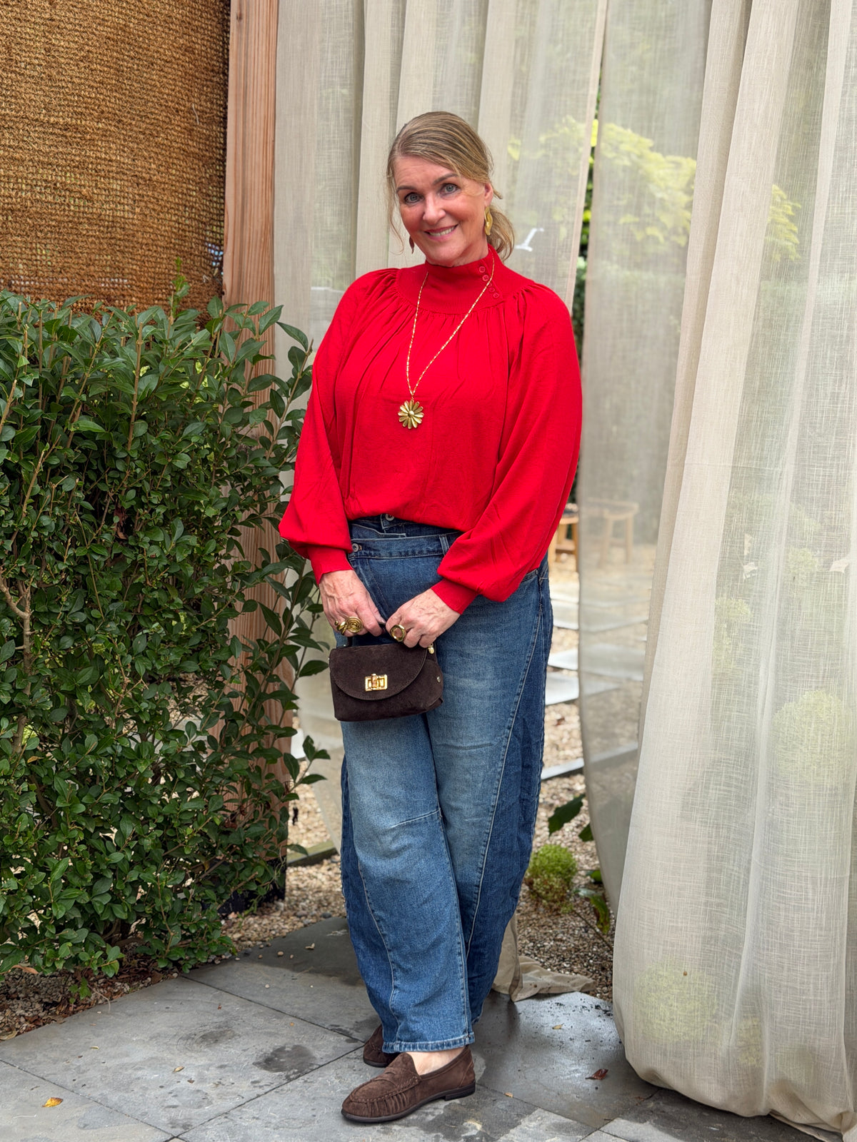 ALICE TRUI - ROOD