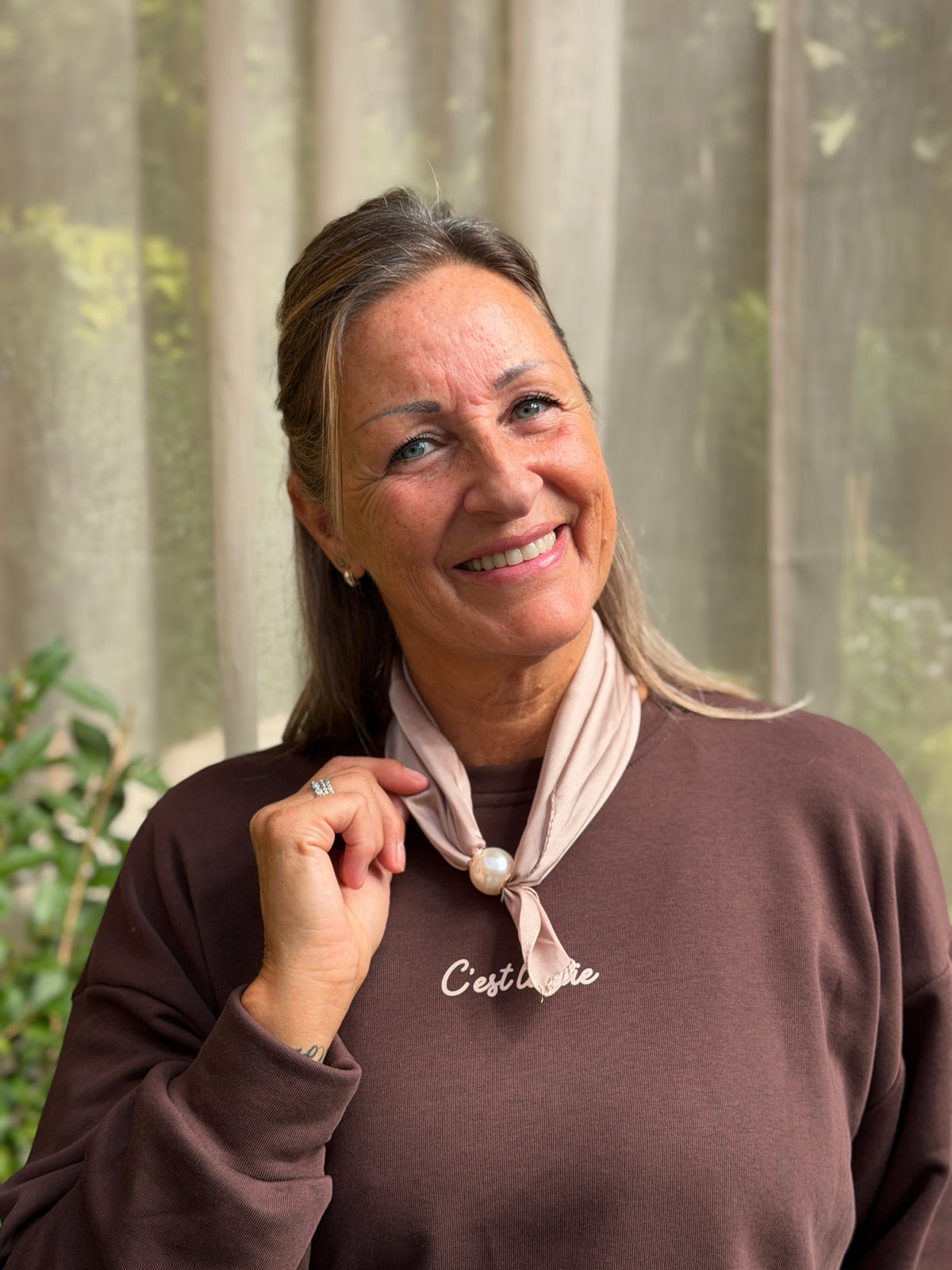 PARELSJAAL Bruin & Beige