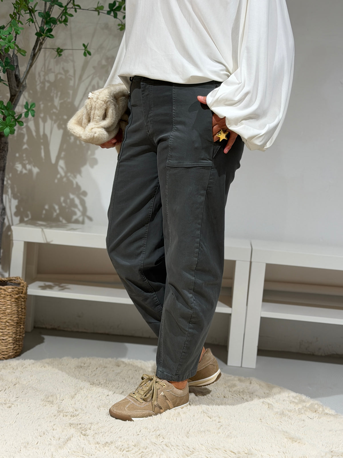 LENA BARREL JEANS - GRIJS