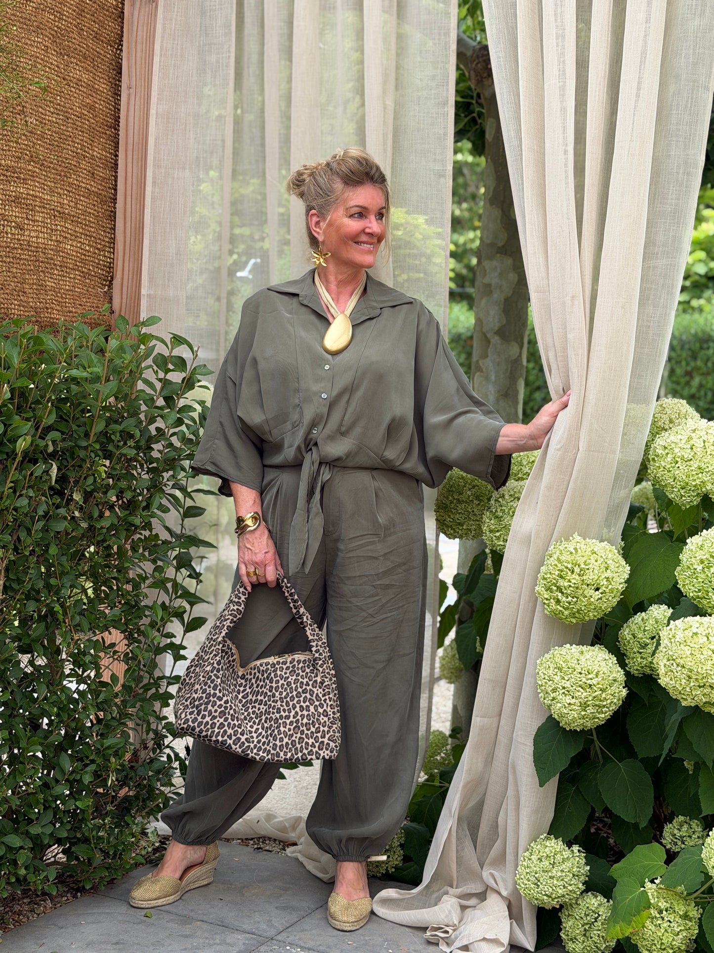 NOÉMI BLOUSE - GROEN