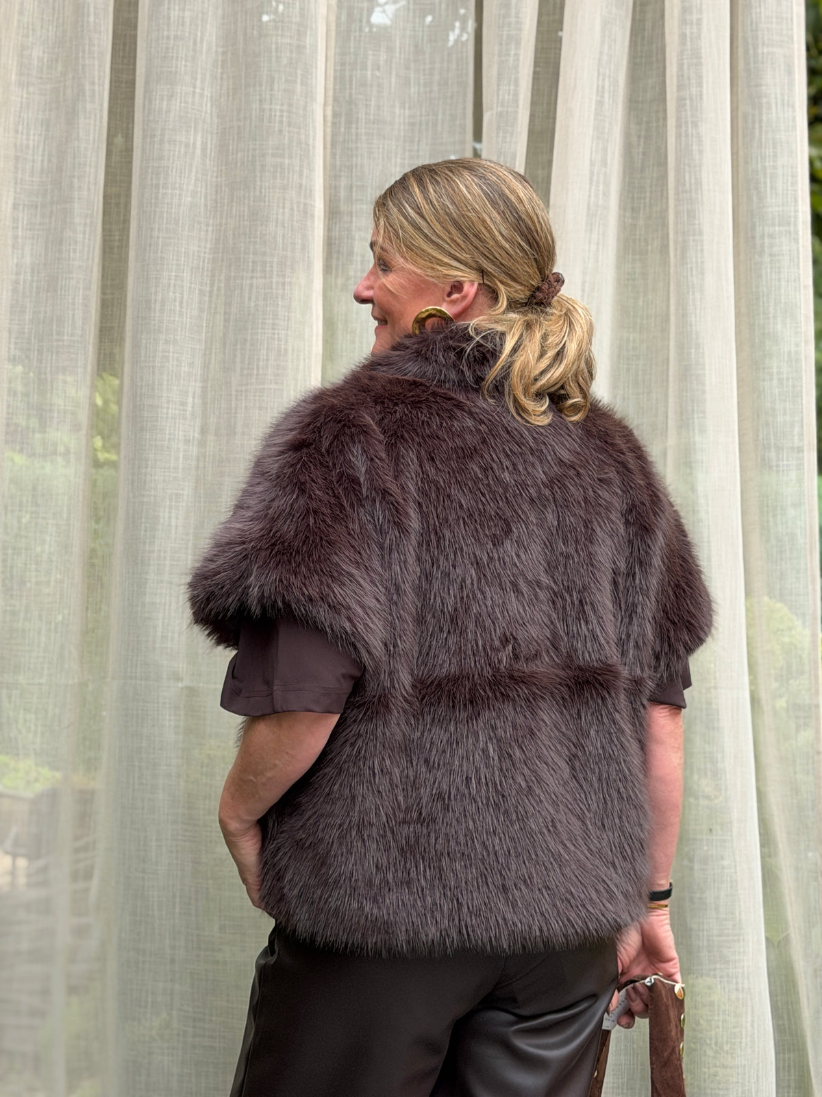 JENNA GILET - BRUIN