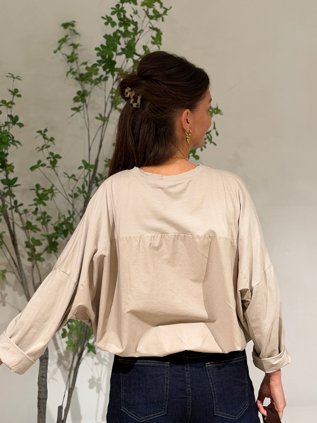 INEZ SHIRT - BEIGE