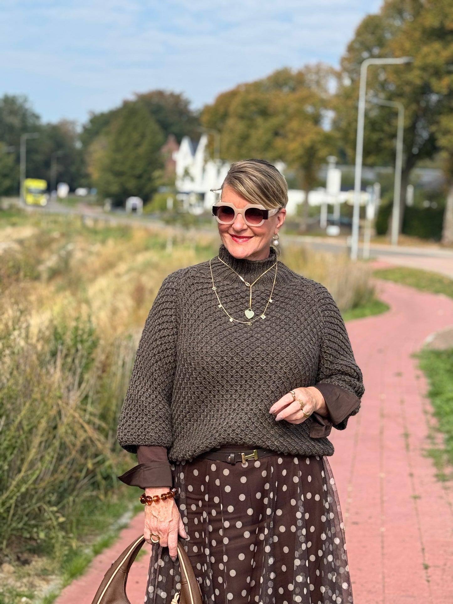ALINA Trui - Bruin