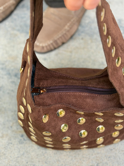 EVI STUD TAS