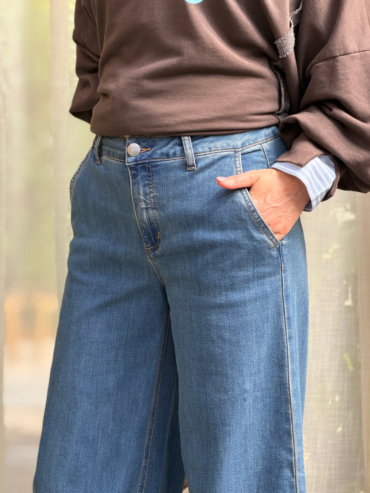 BOBBIE JEANS