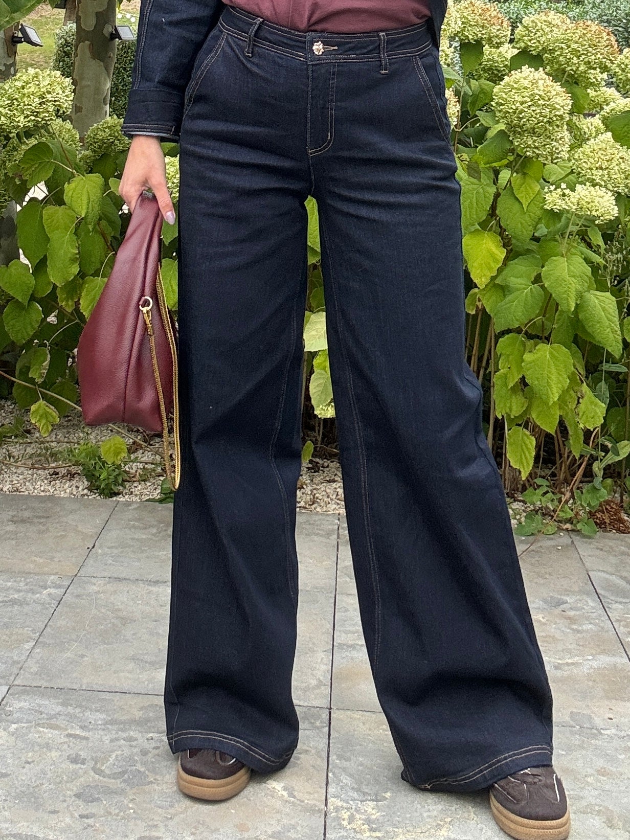 BOBBIE JEANS