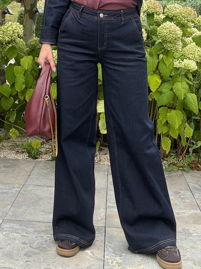 BOBBIE JEANS
