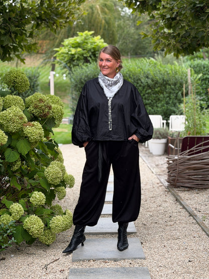 BALI BLOUSE PLUS - ZWART