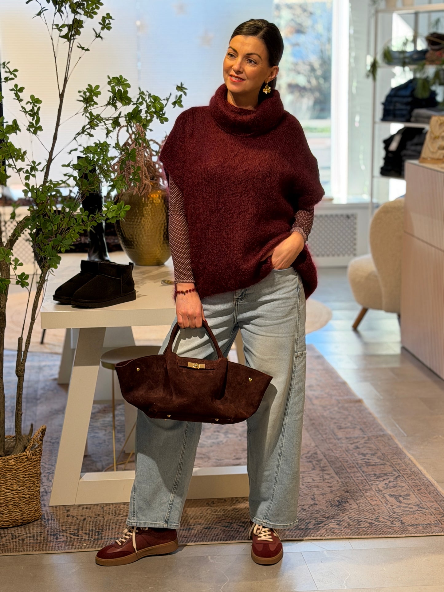 LOLA Spencer - Bordeaux