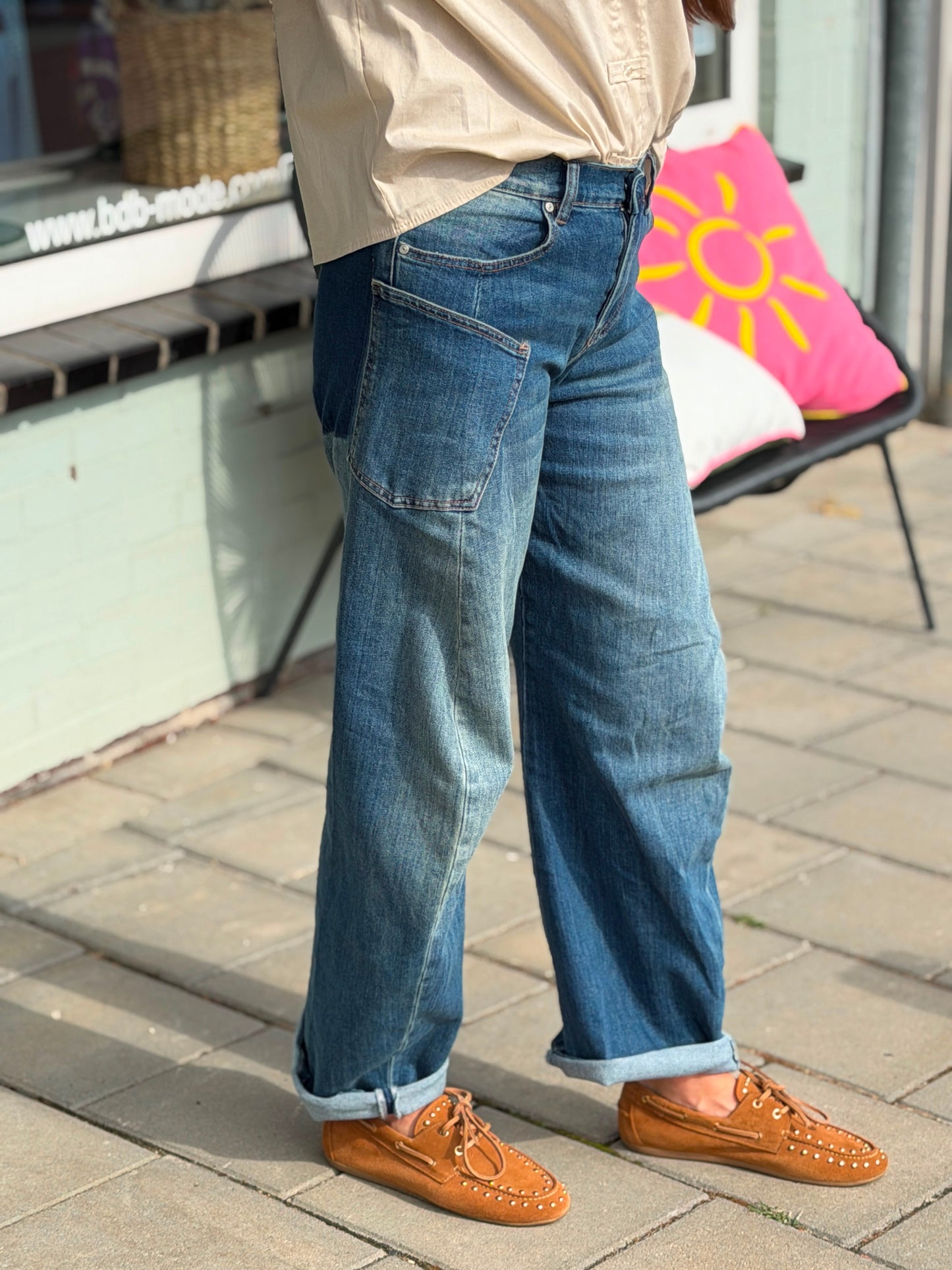 SALOU JEANS