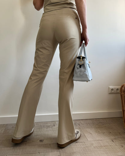 Athena Broek