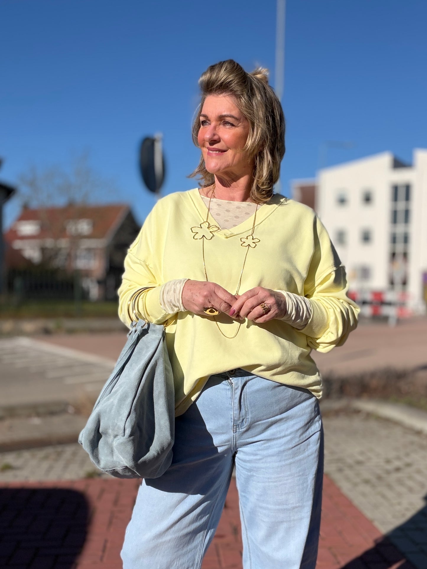 ALITA SWEATER - Geel