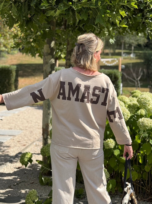 NAMASTE Sweater - Beige