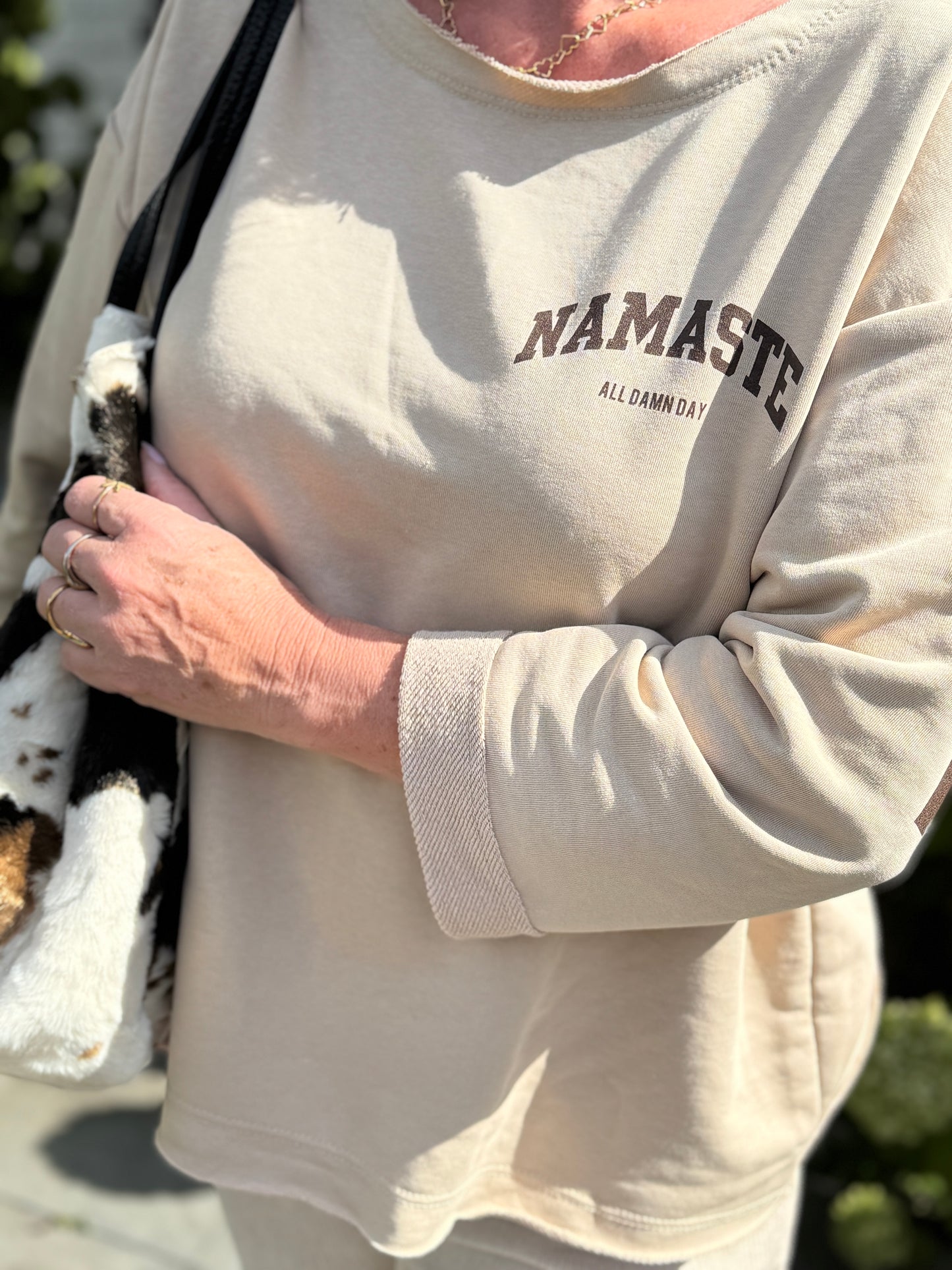 NAMASTE Sweater - Beige