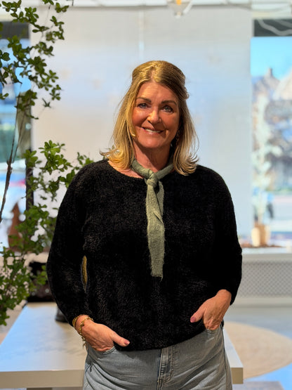 ELIN Softie Trui - Zwart