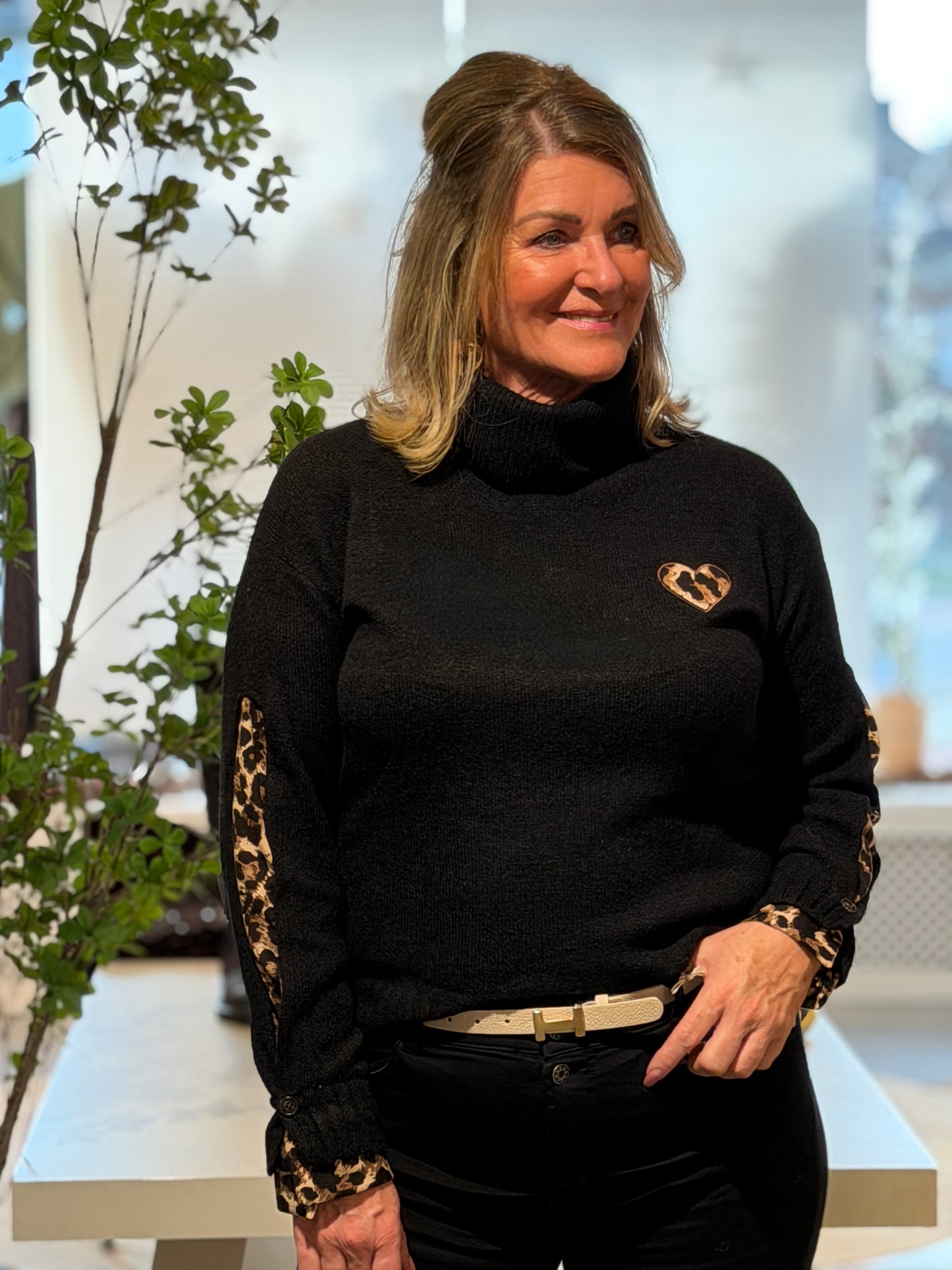 LIVA Leopard Trui - Zwart