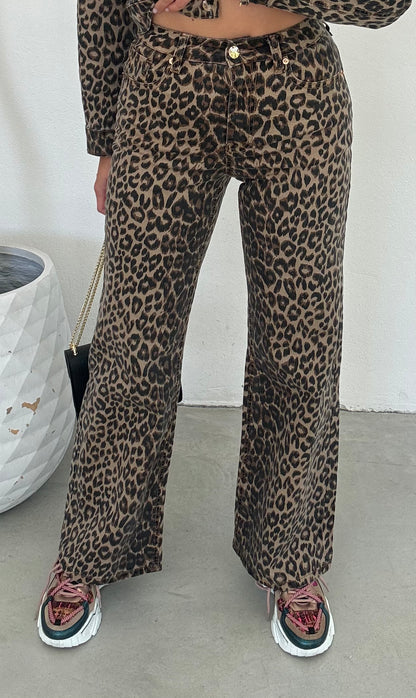 Leopard Jeans