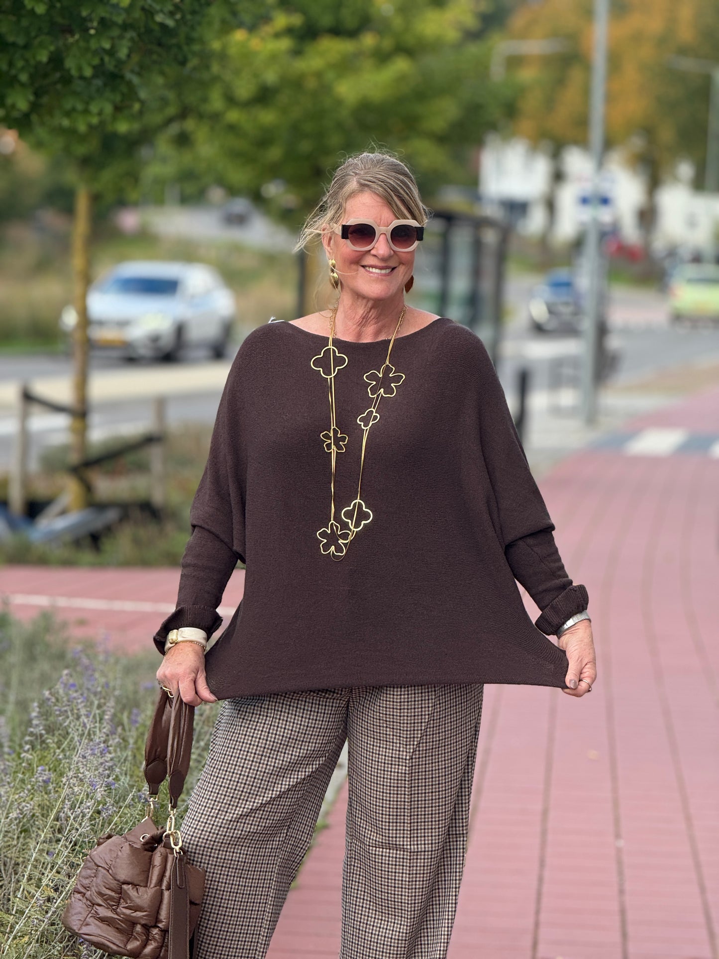 WENDY Sweater Ruffle - Bruin
