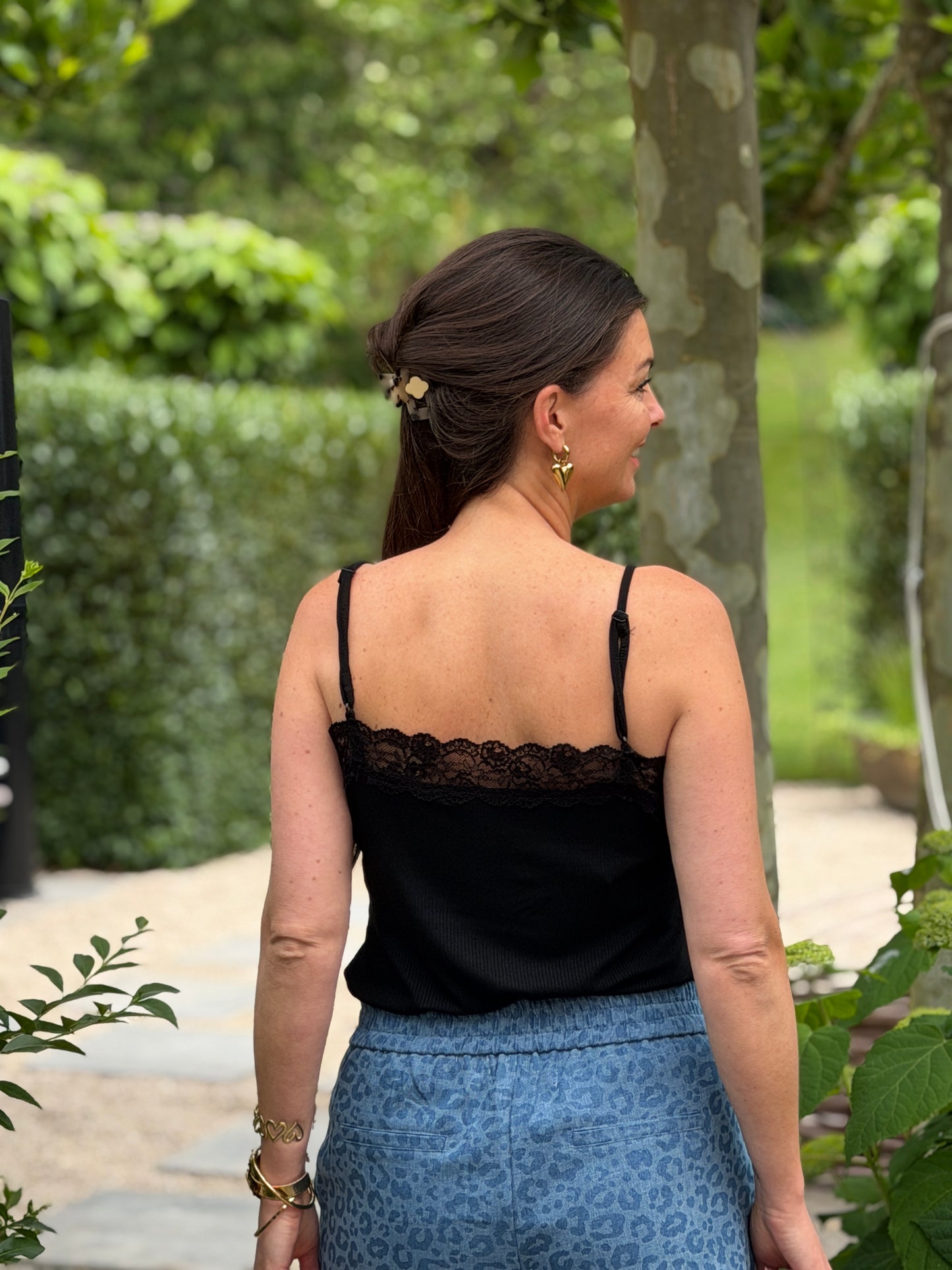 BASIC LACE TOP - ZWART