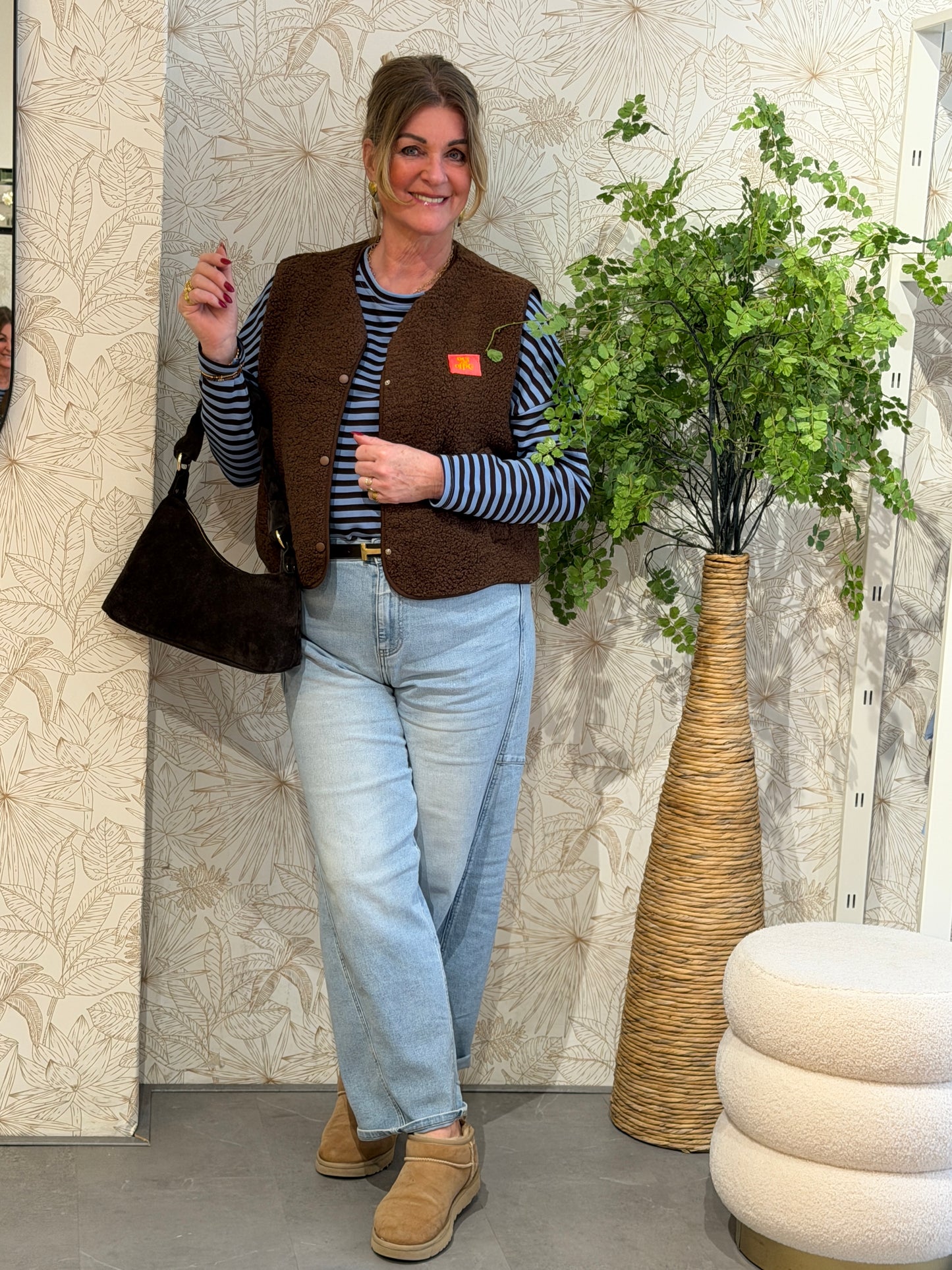 OUT of OFFICE Gilet - bruin