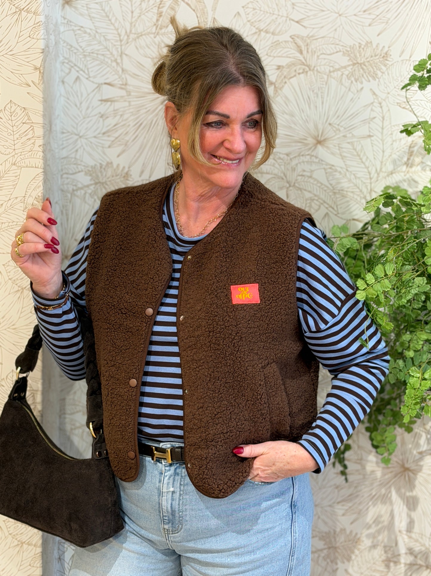 OUT of OFFICE Gilet - bruin