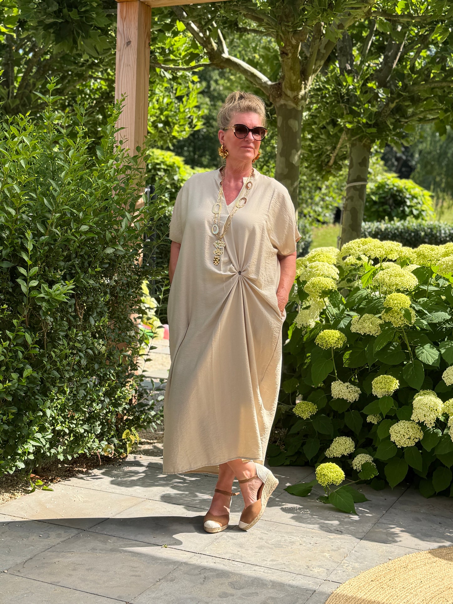 SOFIA JURK - BEIGE