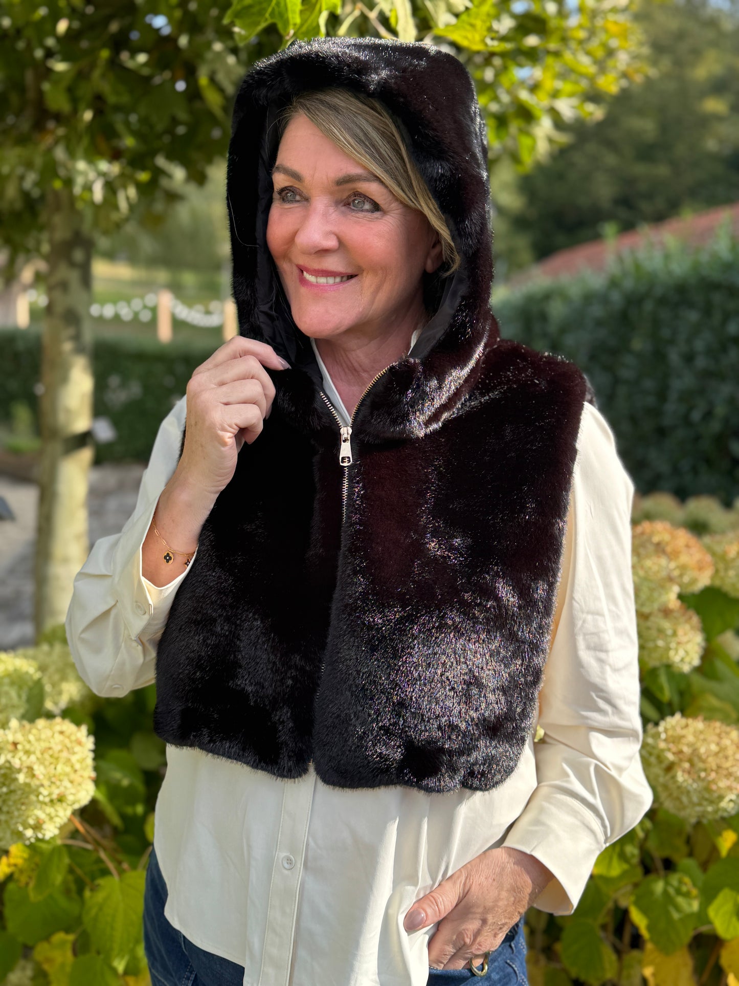 FAUX FUR Capuchon - Zwart