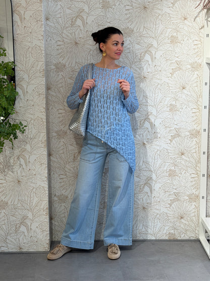 TAMAR Asymmetric Lace Top - Blauw