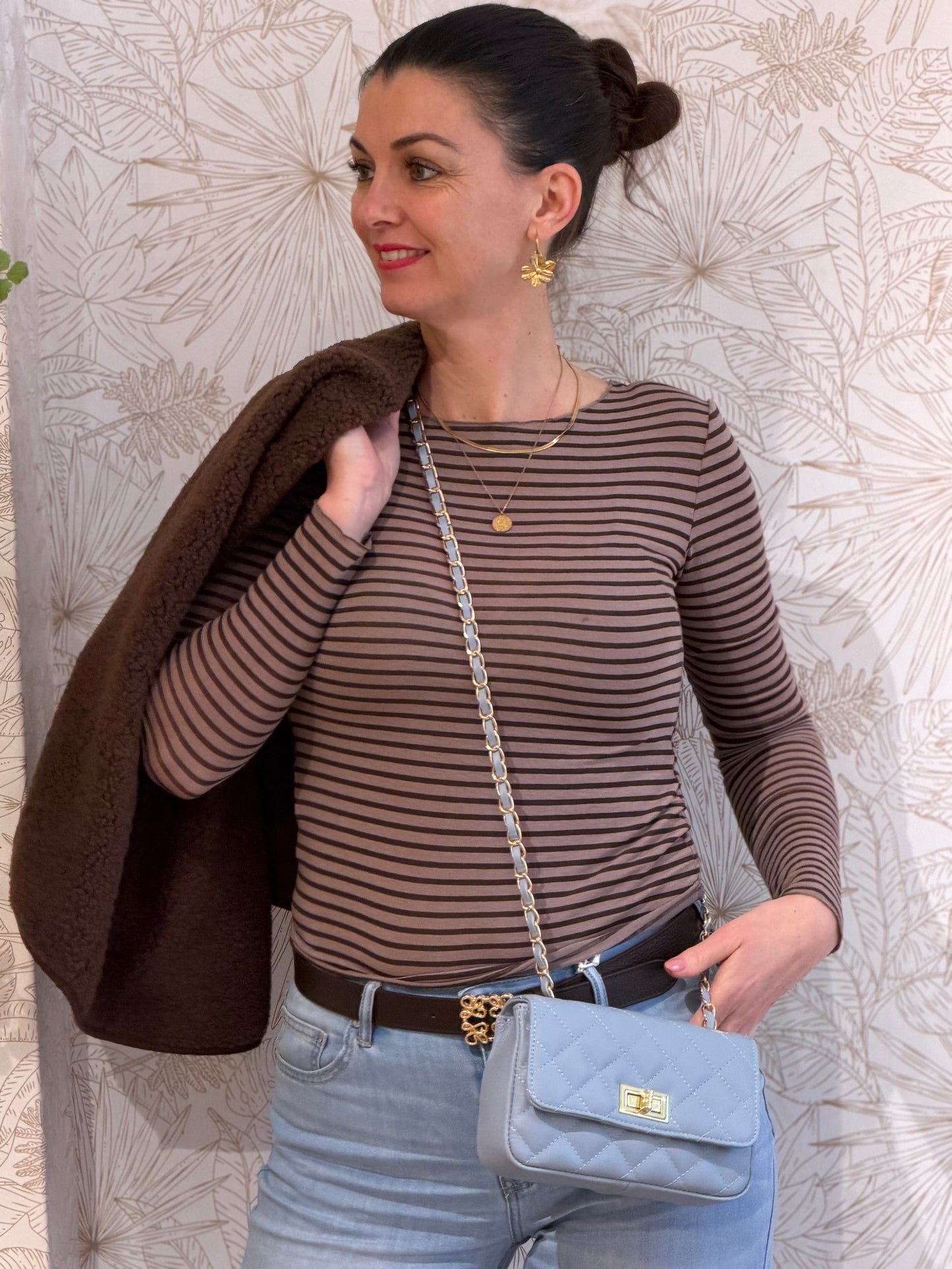 STRIPE Mesh Top - Bruin